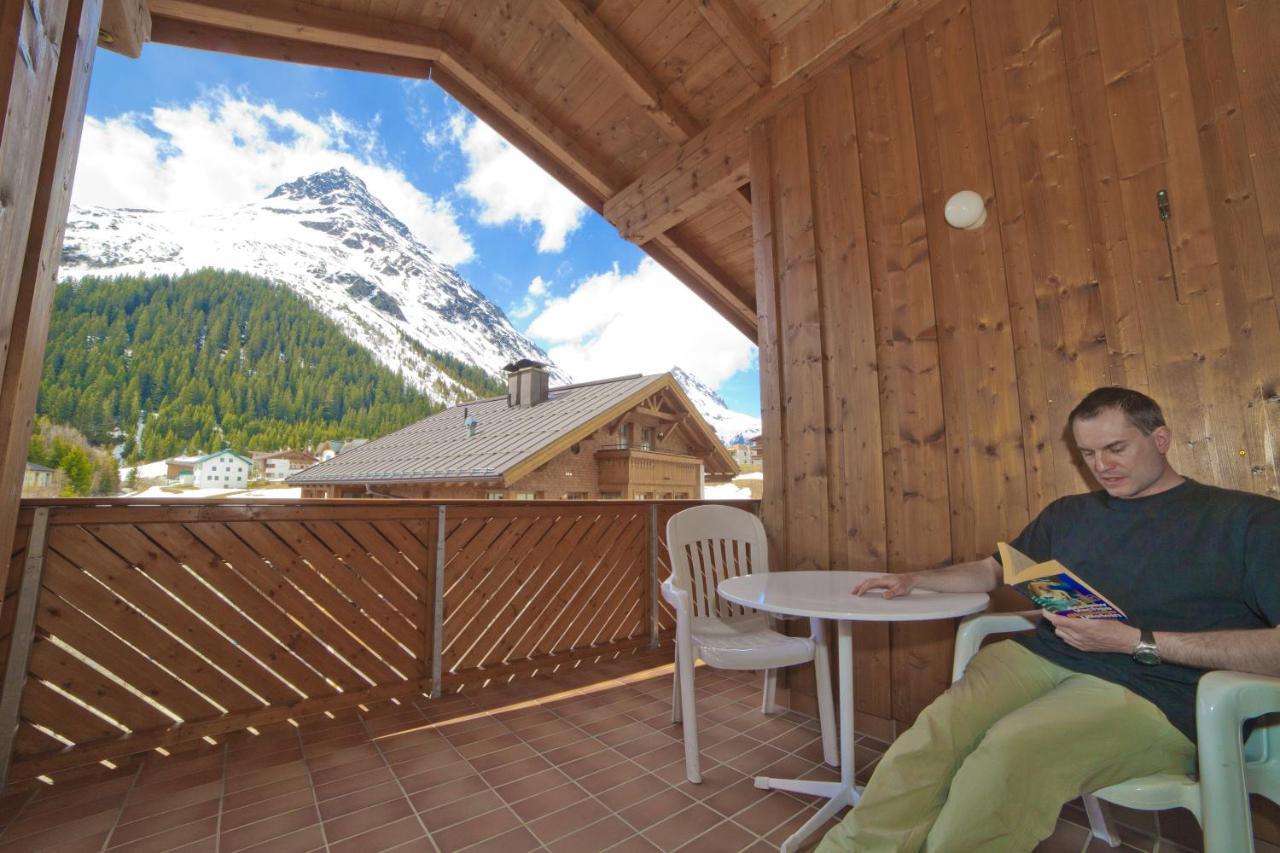 Apartamento Chasa Per La Punt Galtür Exterior foto